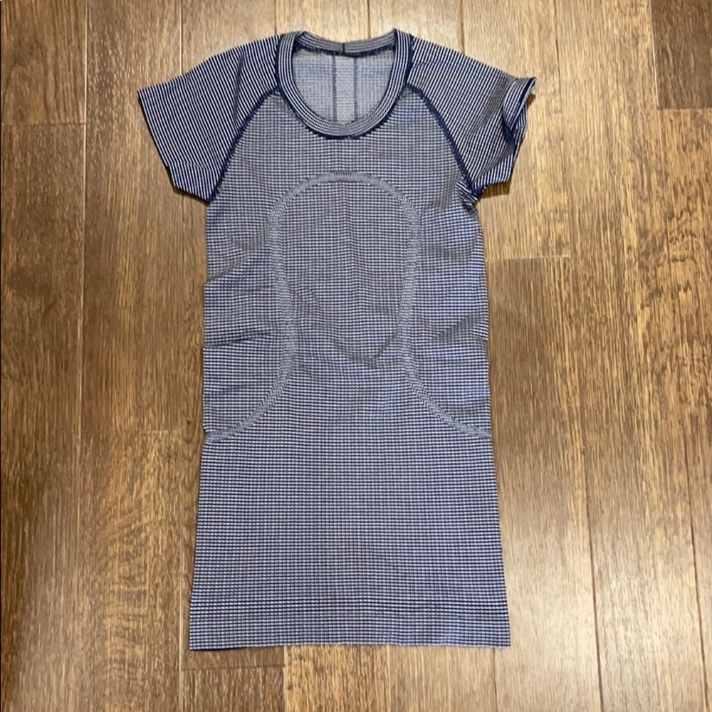 Navy Blue Lululemon Swiftly Tech Short Sleeve